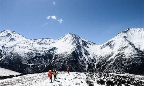 四姑娘山登山攻略路线_四姑娘山登山攻略